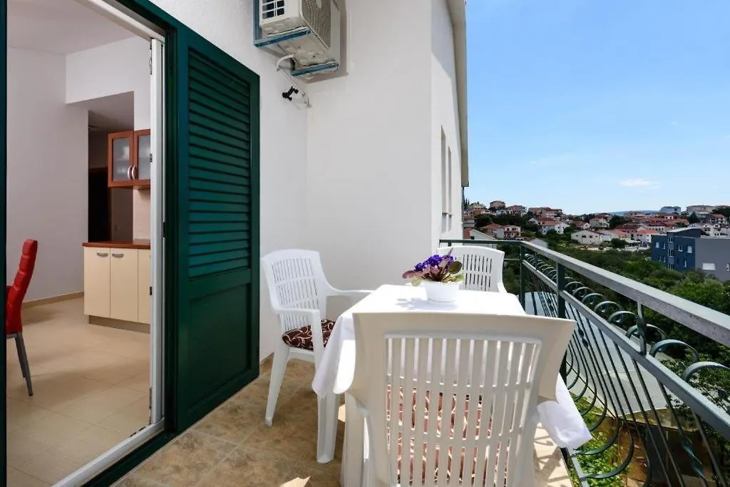 Apartment In Seget Vranjica With Sea View, Balcony, Air Conditioning, Wifi 5142-3